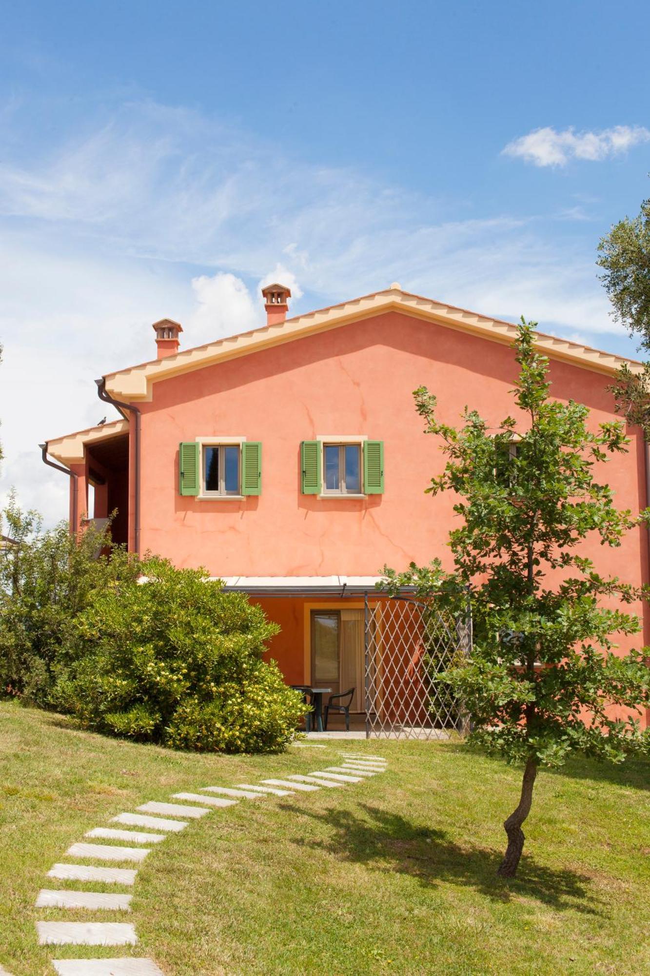 Agriturismo Bio Podere Doganelle Giuncarico Exterior photo